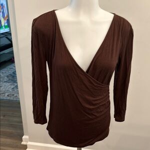 Willi Smith Small Stretchy Elegant Brown Wrap Top